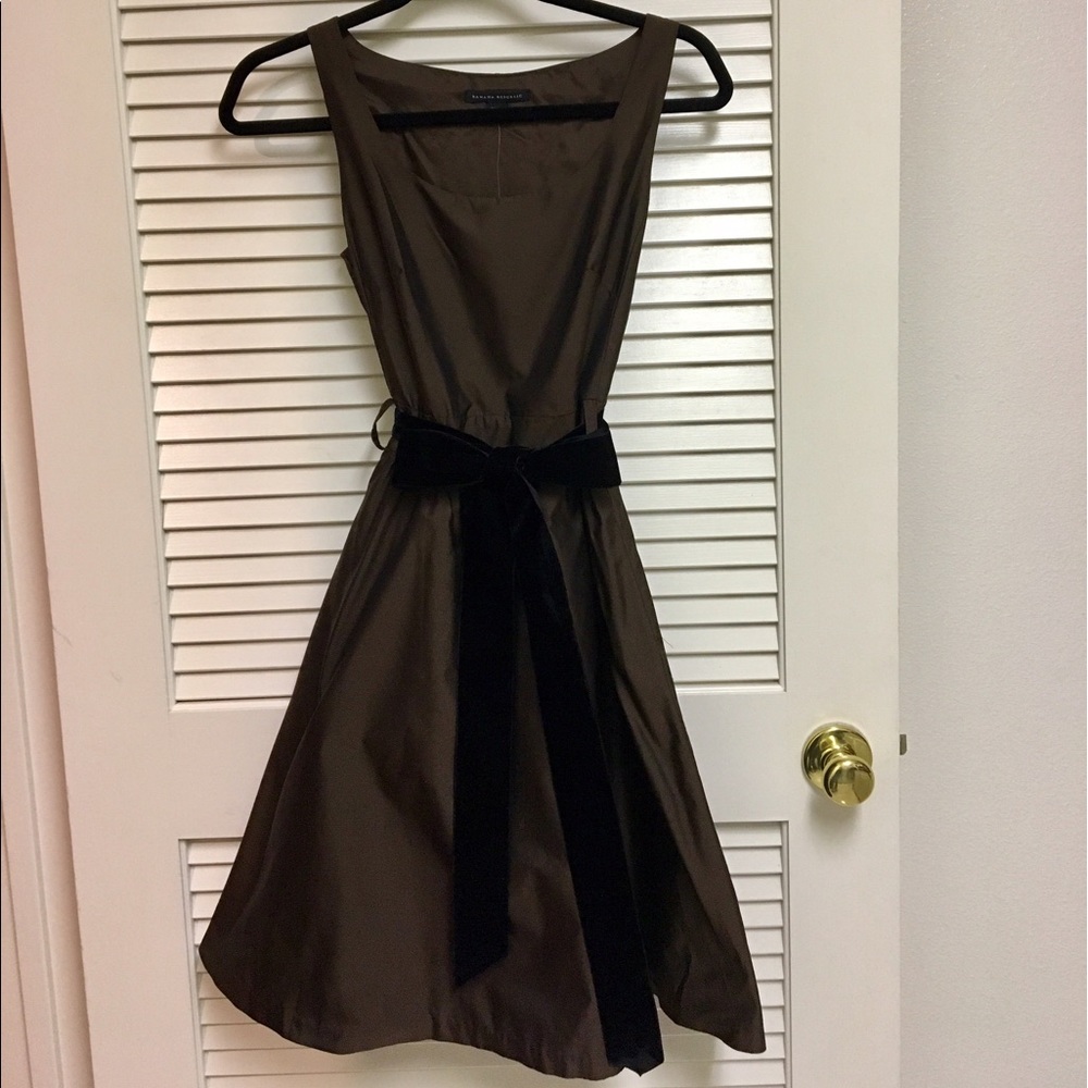 Classy Banana Republic Dress