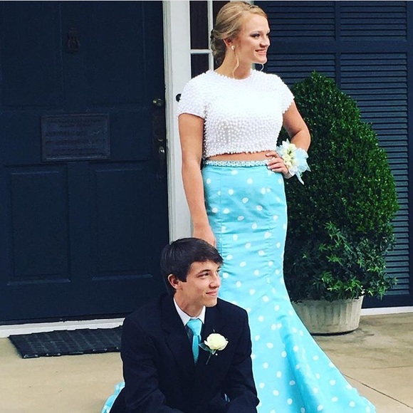2 piece prom dress! WORN ONCE! Great condition! - Picture 1 of 2