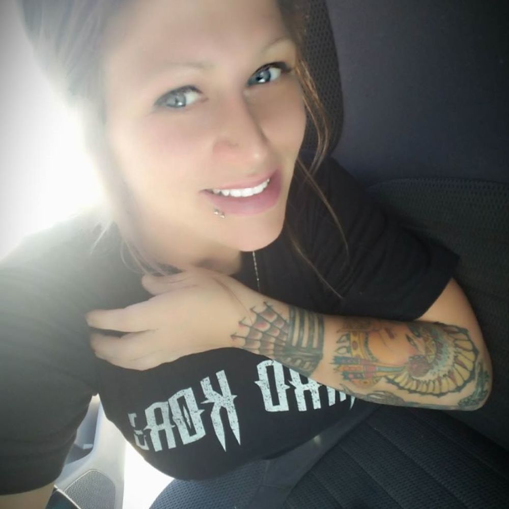 Meet your Posher, Pamela