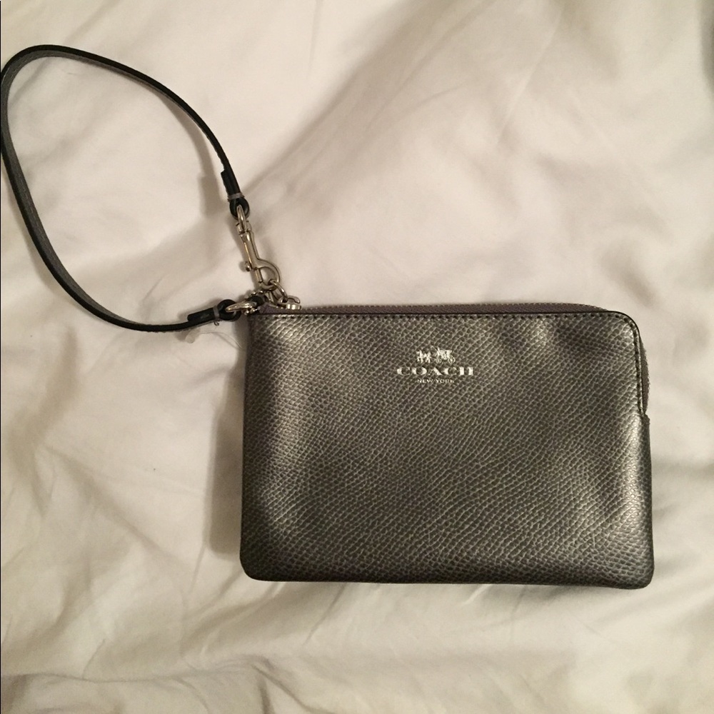 Coach wristlet :)