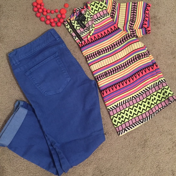 EXPRESS Blue Cropped Jeans - Picture 1 of 3