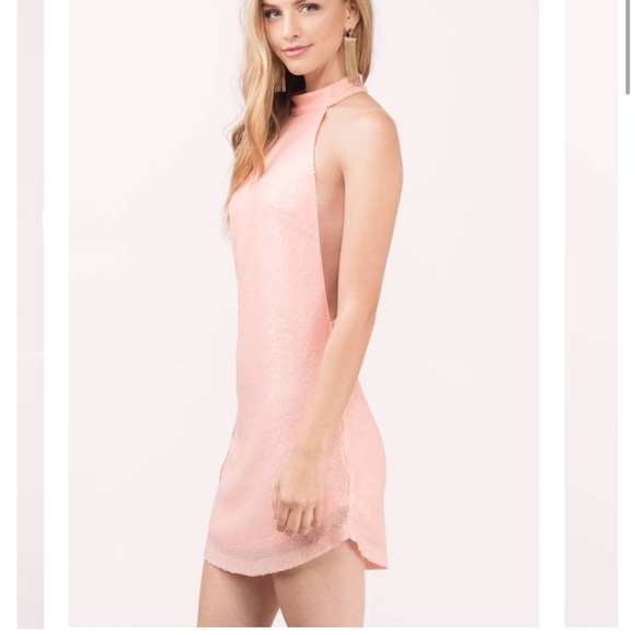 Tobi Pink Halter Dress - Picture 3 of 5