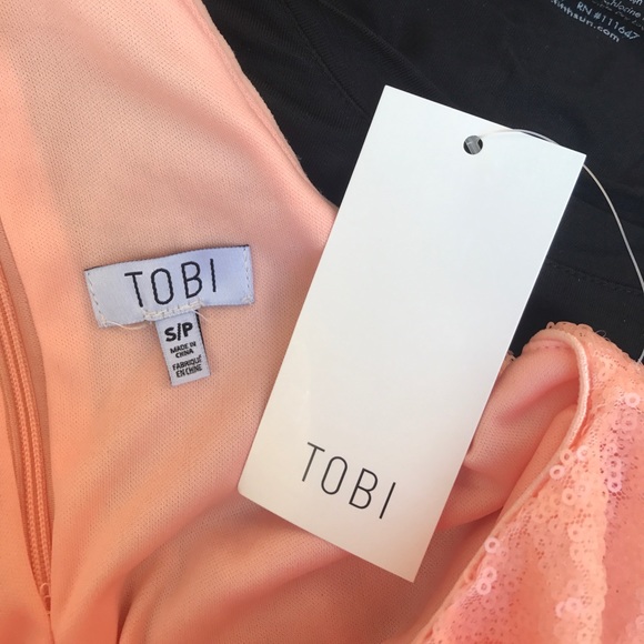 Tobi Pink Halter Dress - Picture 5 of 5