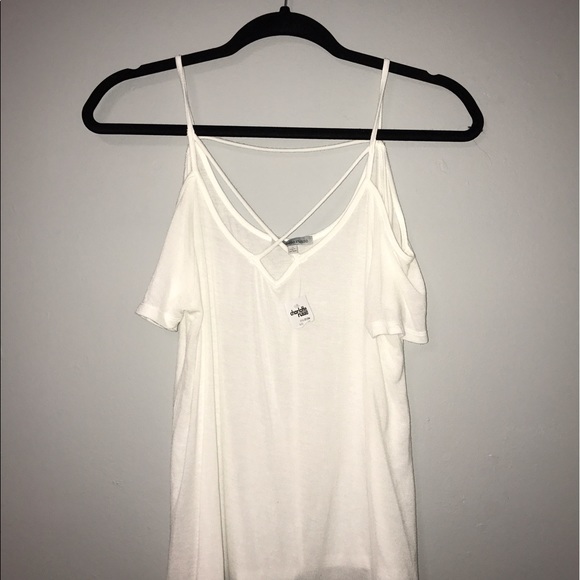 Charlotte Russe Tops - Cute & Flowy Cross Front Shirt