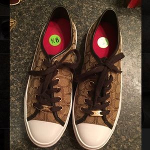 Authentic coach shoes