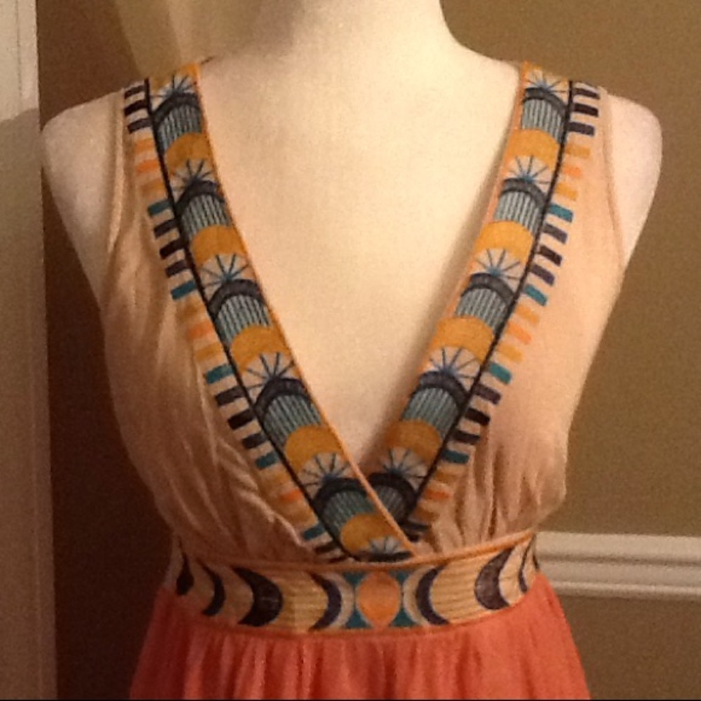 Coral dress with stitching