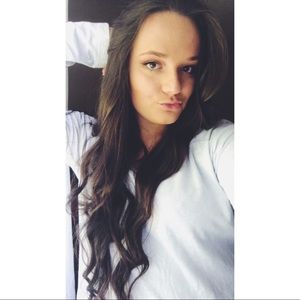 Meet your Posher, Carlie