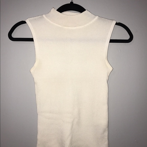 Timing Tops - White Turtle Neck & Knitted Tank Top!