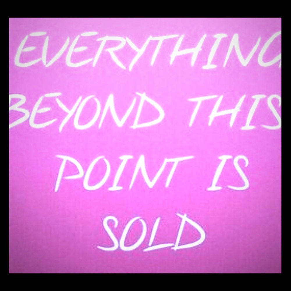 ✋🏼Everything past this point is sold 💜