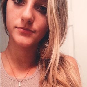 Meet your Posher, Mackenzie