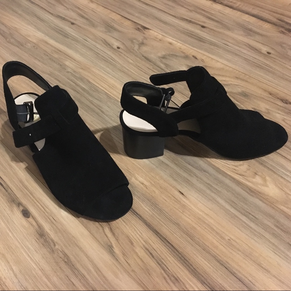 Black Nine West heels NWOT