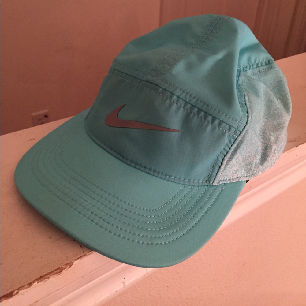 Blue nike dri fit hat