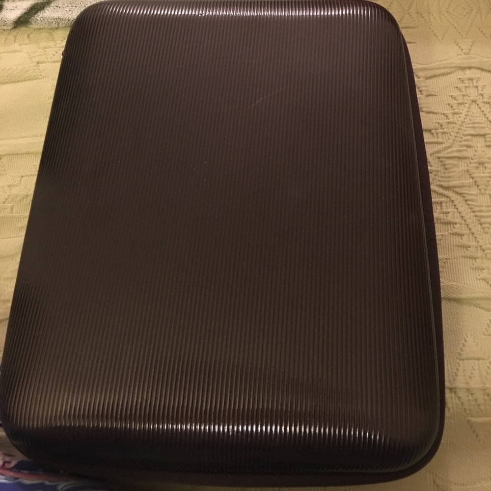 Laura Mercier Deluxe Cosmetic Case