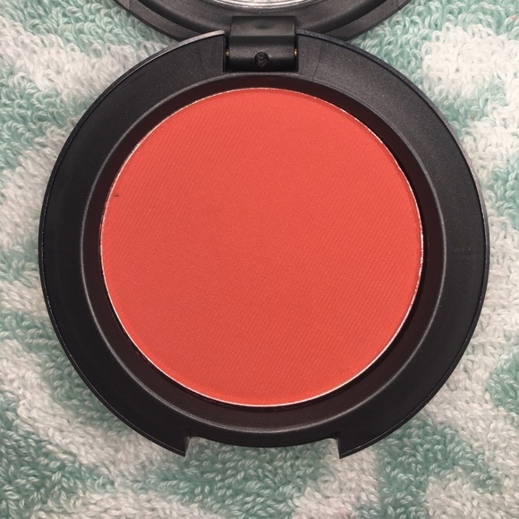 🔴SOLD - M•A•C Cosmetics Flame Red Blush🔥❤️ - Picture 2 of 3