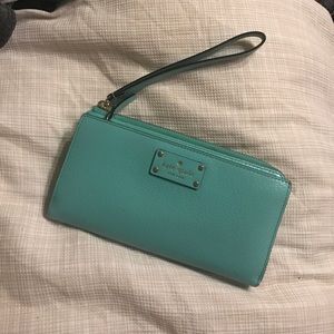 Kate Spade LAYTON WELLESLEY Wristlet!!!!