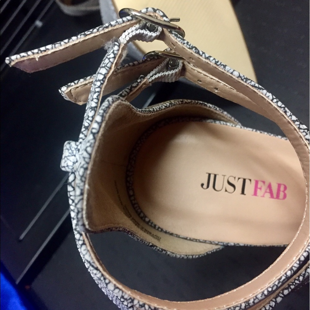 SOLD JUST-FAB T-Strap High Heel Stone Faux Leather - Picture 6 of 6