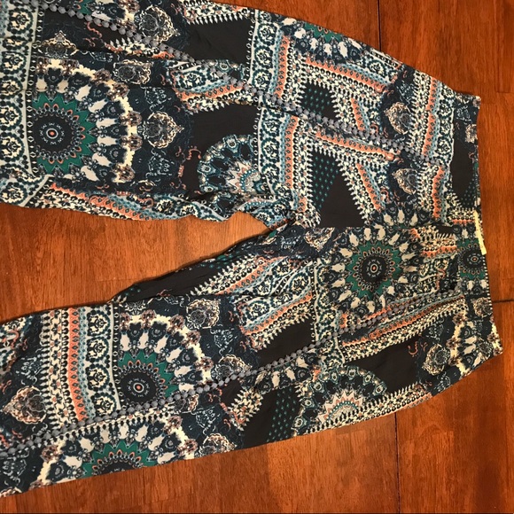 Genie style pants from American Rag - Picture 2 of 6