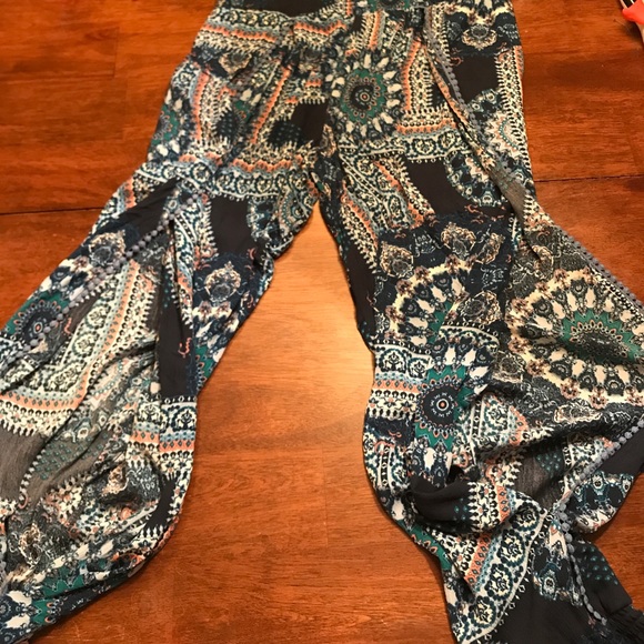 Genie style pants from American Rag - Picture 6 of 6