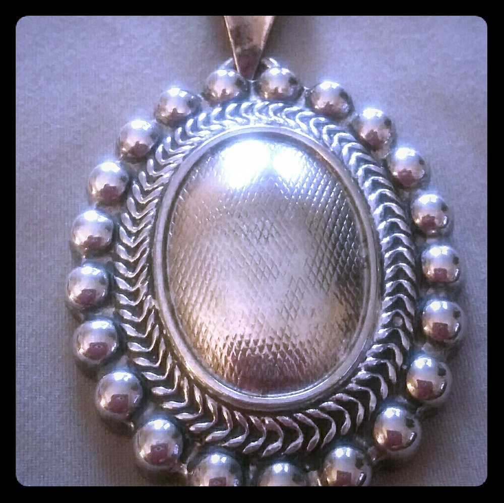 Antique Heirloom Medallion