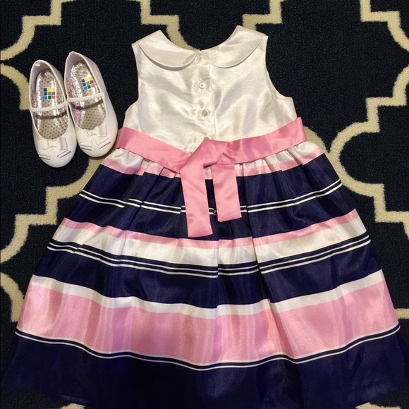 Gorgeous blue, pink and white little girl dress - Picture 2 of 2