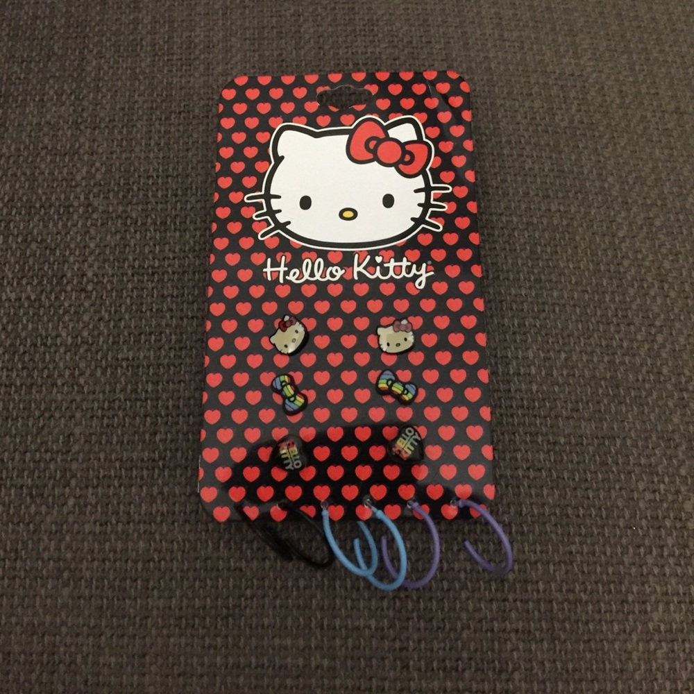Hello Kitty Earring Set
