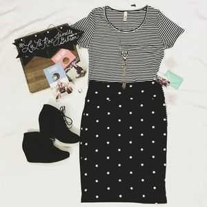 LuLaroe 'Cassie' Skirt