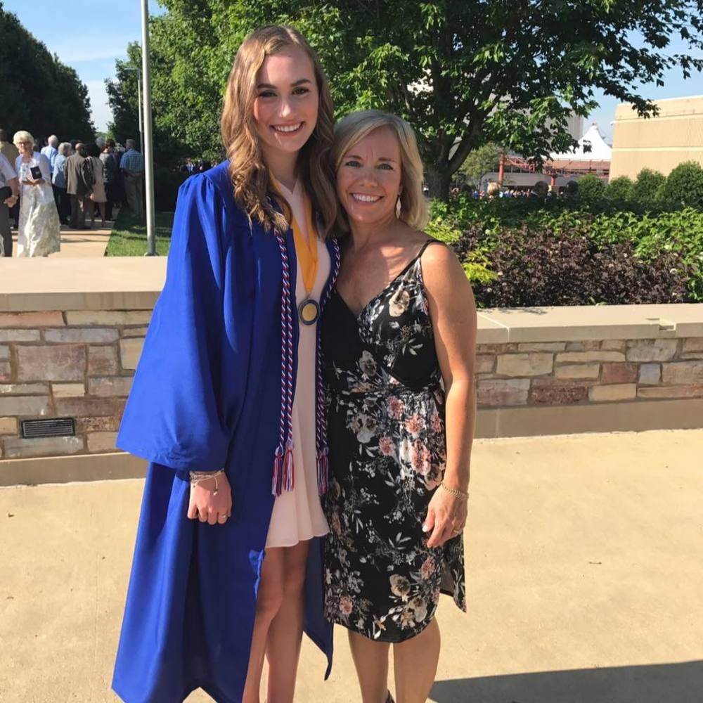 Meet your Posher, Julia