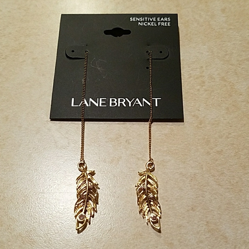 NWT Feather dangle earrings