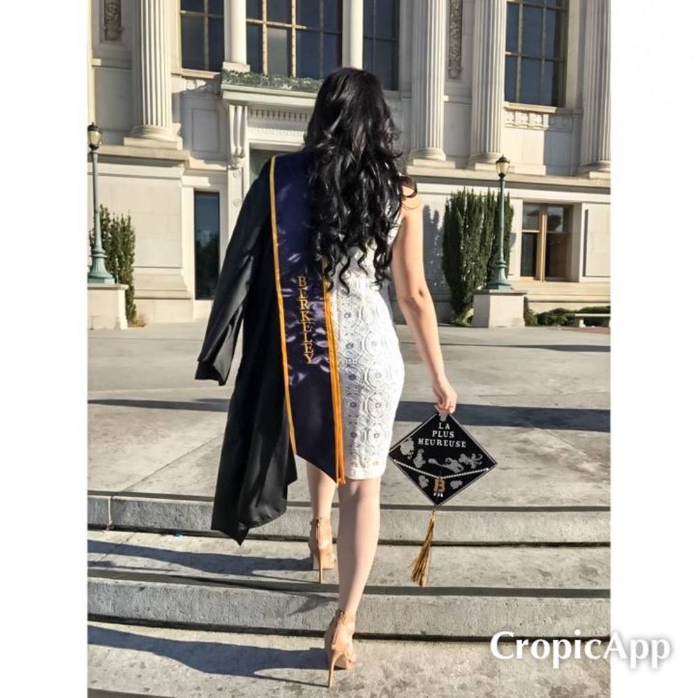 Hi everyone! Check out my closet! ❤️