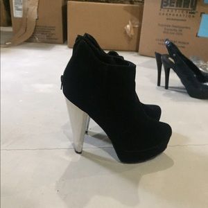 Black High Heeled Bootie