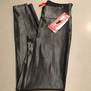 Spanx Ready to Wow Faux Leather leggings