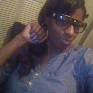 Meet your Posher, Latoya