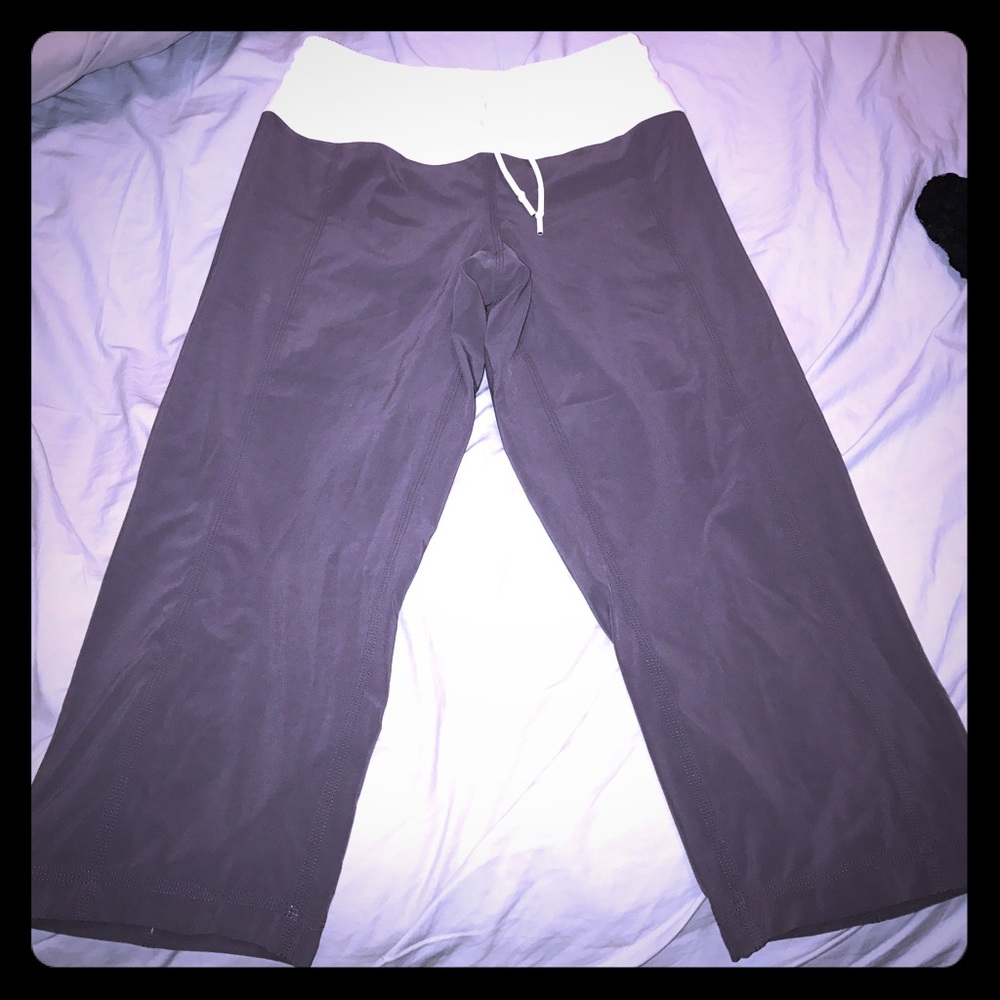 NWOT Lululemon To & From Crops