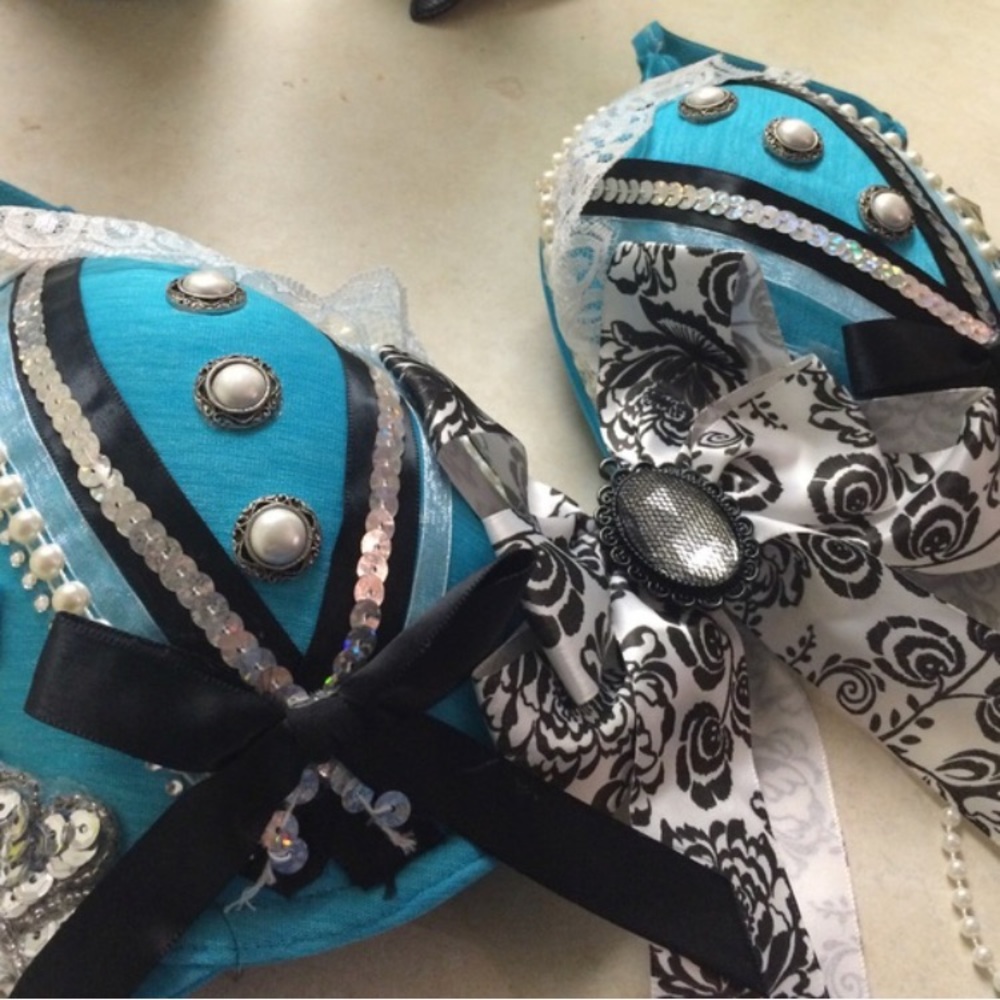 36c Cinderella rave bra good condition