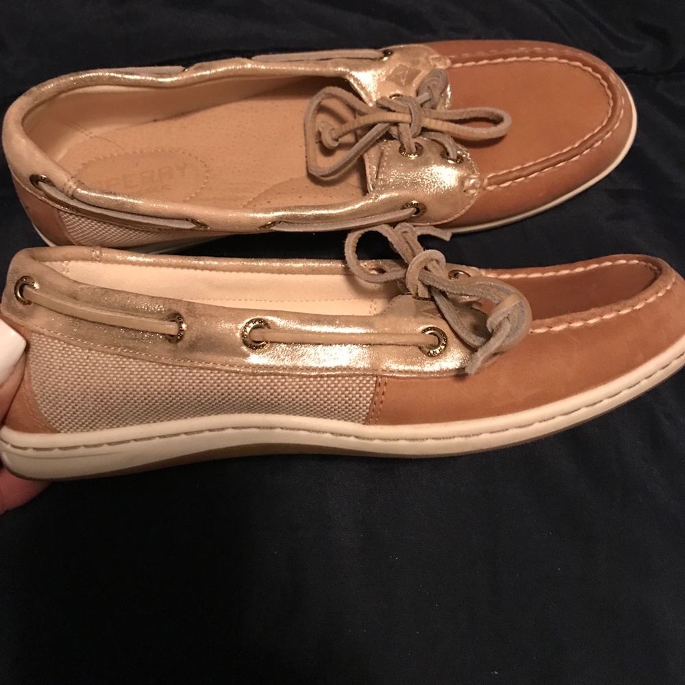 Sperry's - Picture 2 of 4