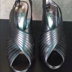 SOLD!! Cathy Jean peep toe heels