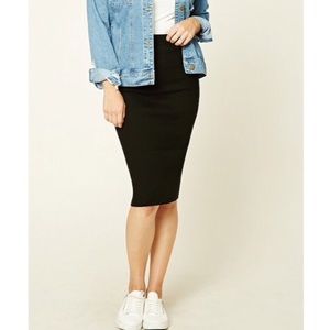 Ribbed Stretch-Knit Midi Skirt