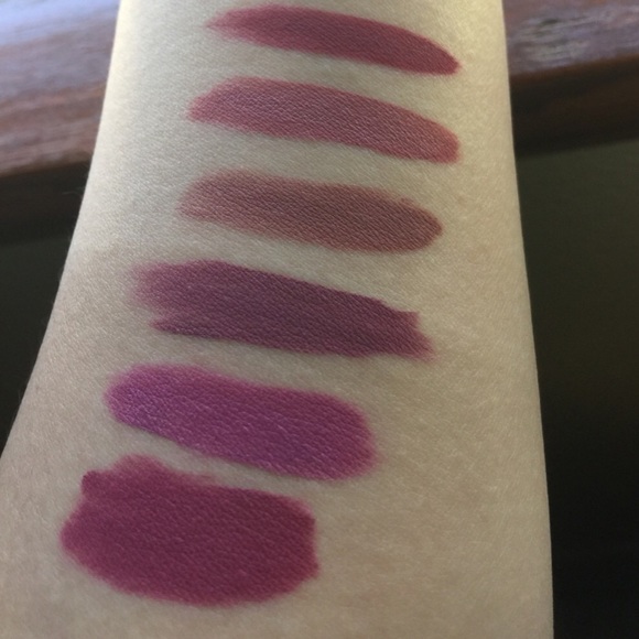 mac_sku_M0N904_1x1_0.png?width  Lipstick
