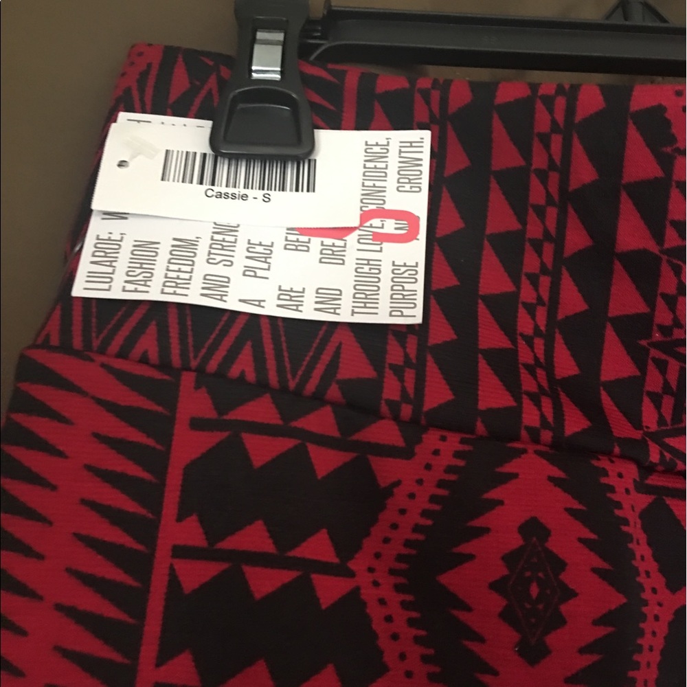 Tribal print NWT Cassie!!