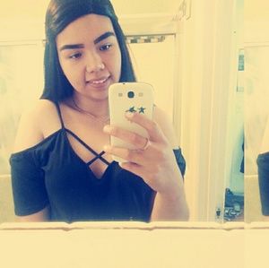 Meet your Posher, Selene