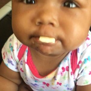 Meet your Posher, Adrienne