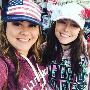 Meet your Posher, Christina