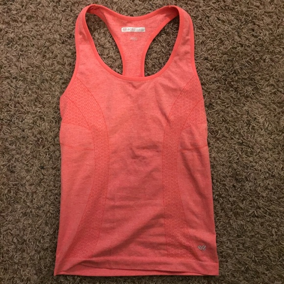 Forever 21 athletic dri fit tank top - Picture 2 of 3