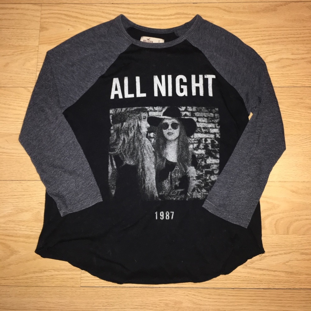 Hollister Tee