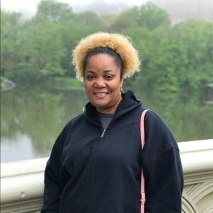 Meet your Posher, Ashley