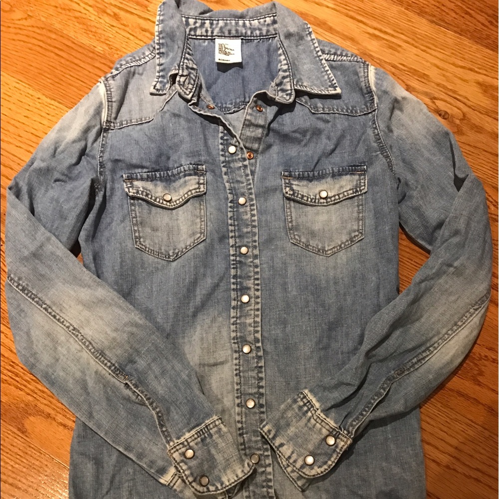 H and m denim top