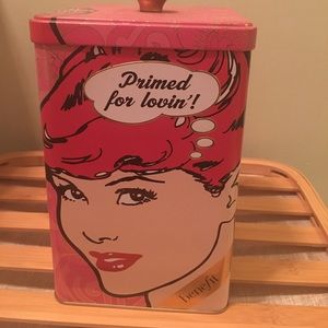 Benefit get primed tin