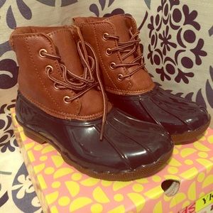 Brand New Yokis Never been worn