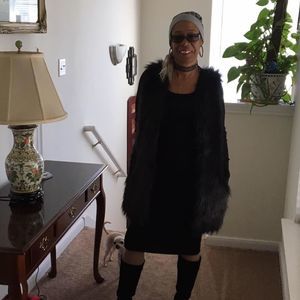 Meet your Posher, Carolyn