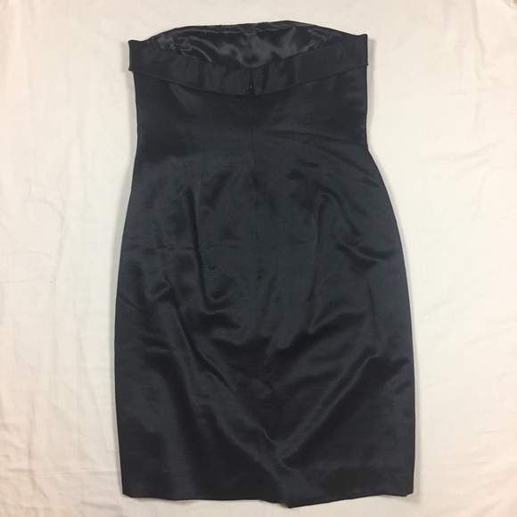 $1050 Retail Escada Silk strapless duchesse - Picture 5 of 8